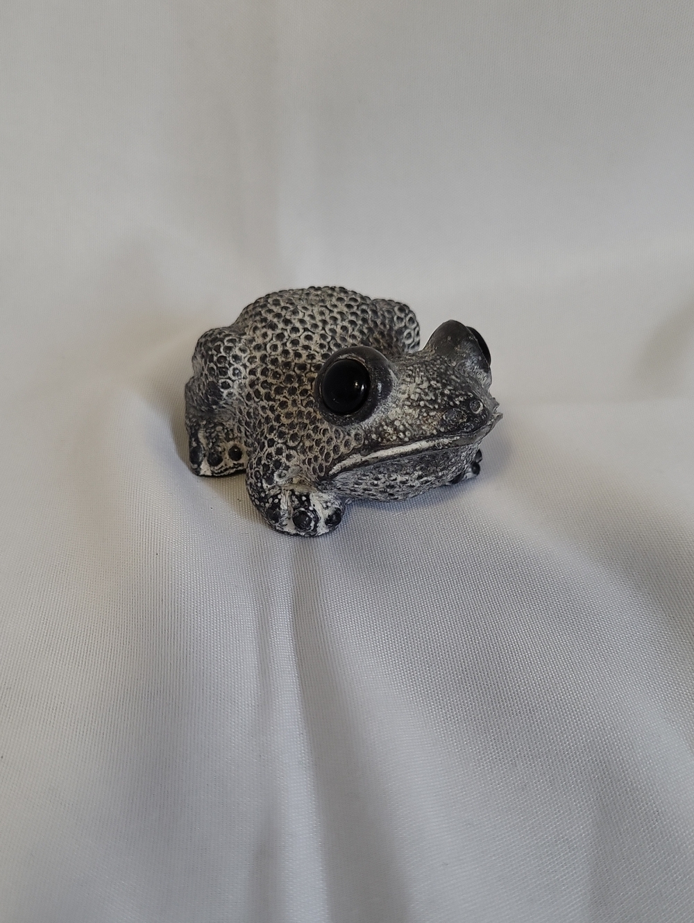 Vintage Frog Figurine Canada Stone Composite Sculpture 1980's by Wolf Original